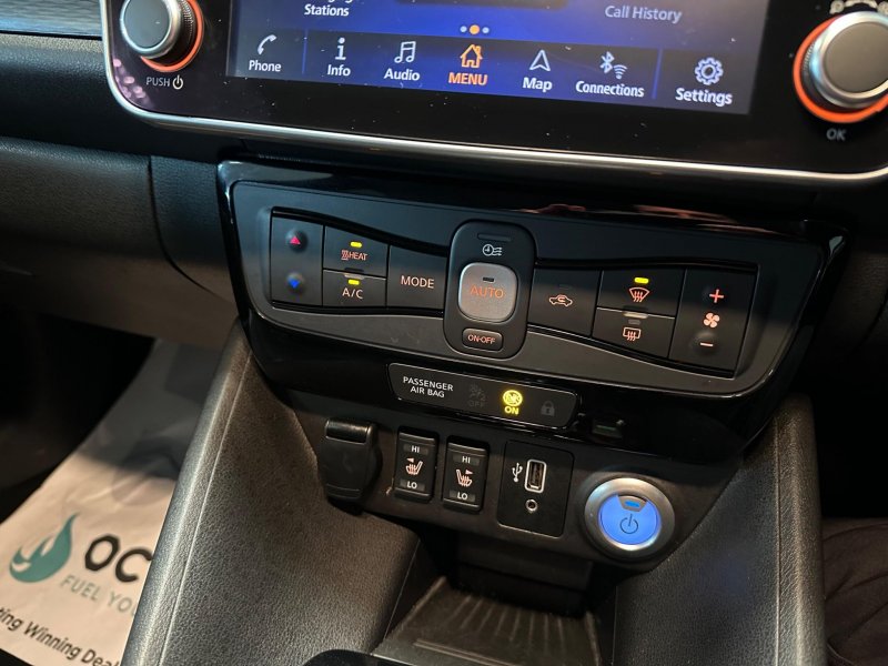 NISSAN LEAF