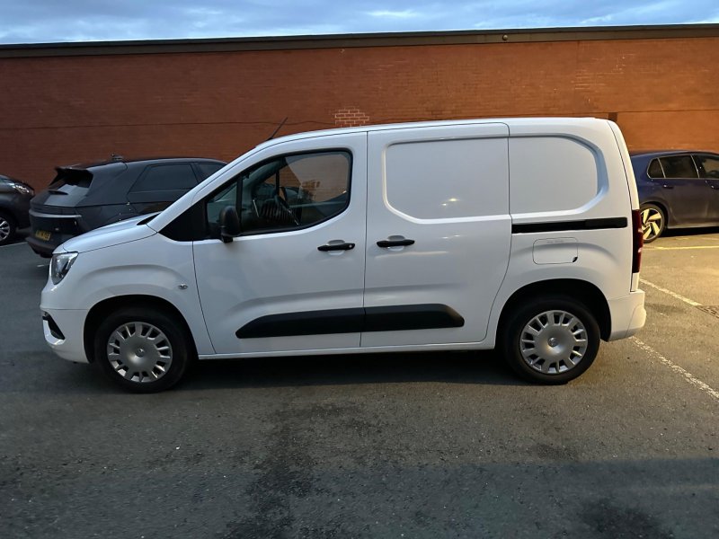 VAUXHALL COMBO