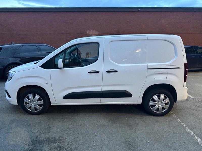 VAUXHALL COMBO