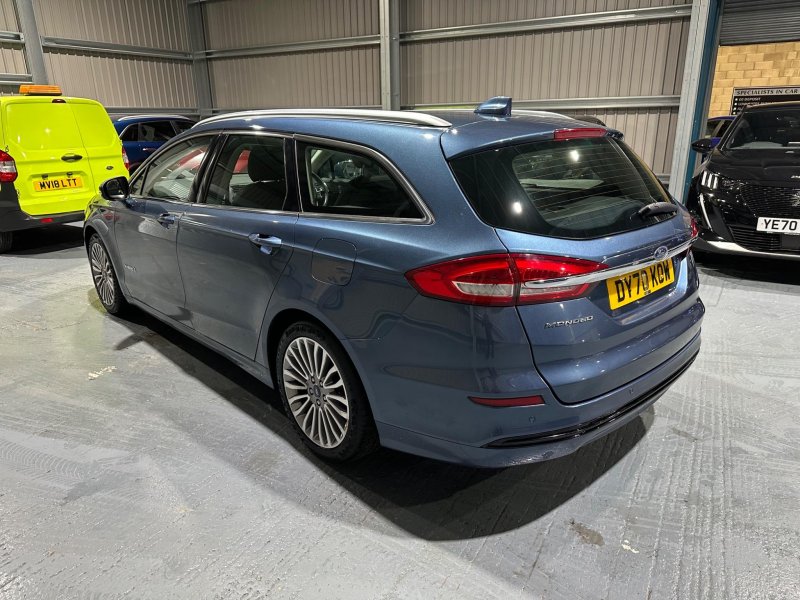FORD MONDEO
