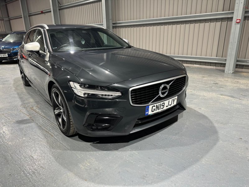 VOLVO V90
