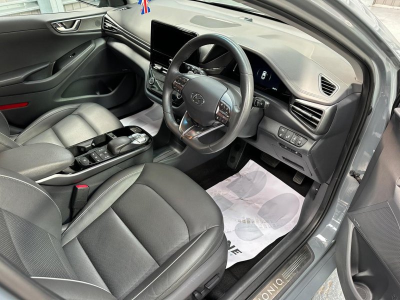 HYUNDAI IONIQ
