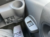 NISSAN E-NV200