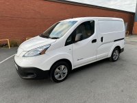 NISSAN E-NV200