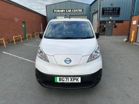NISSAN E-NV200