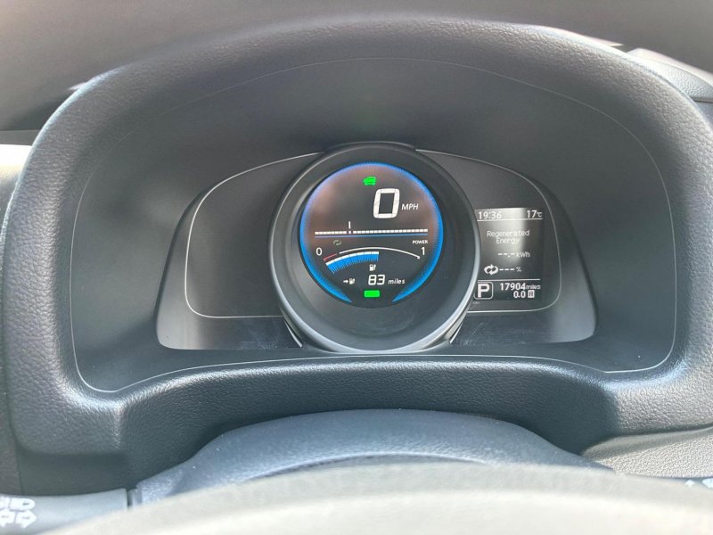 NISSAN E-NV200