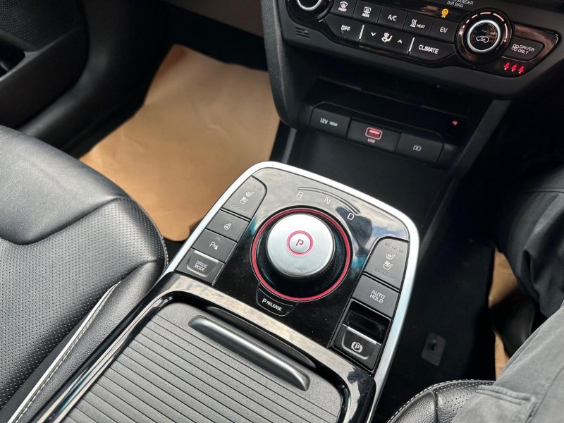 KIA NIRO
