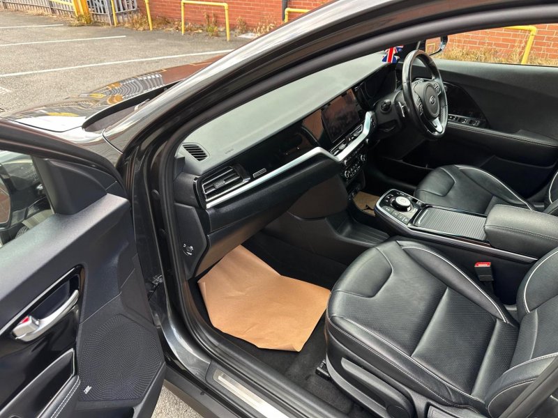KIA NIRO
