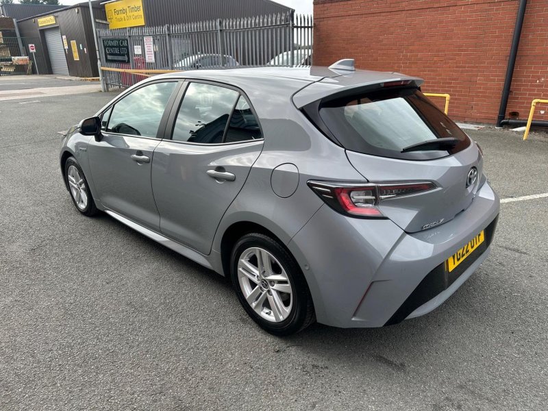 TOYOTA COROLLA