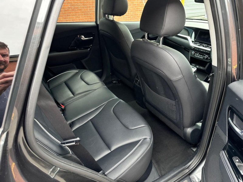 KIA NIRO