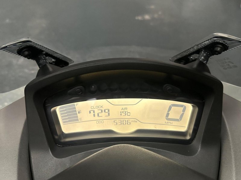YAMAHA Tricity